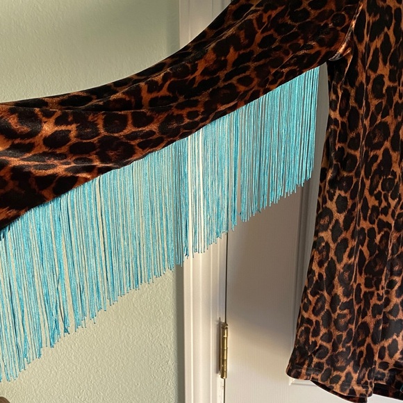 Leopard Print Women's Top with Blue Accents - Picture 2 of 5